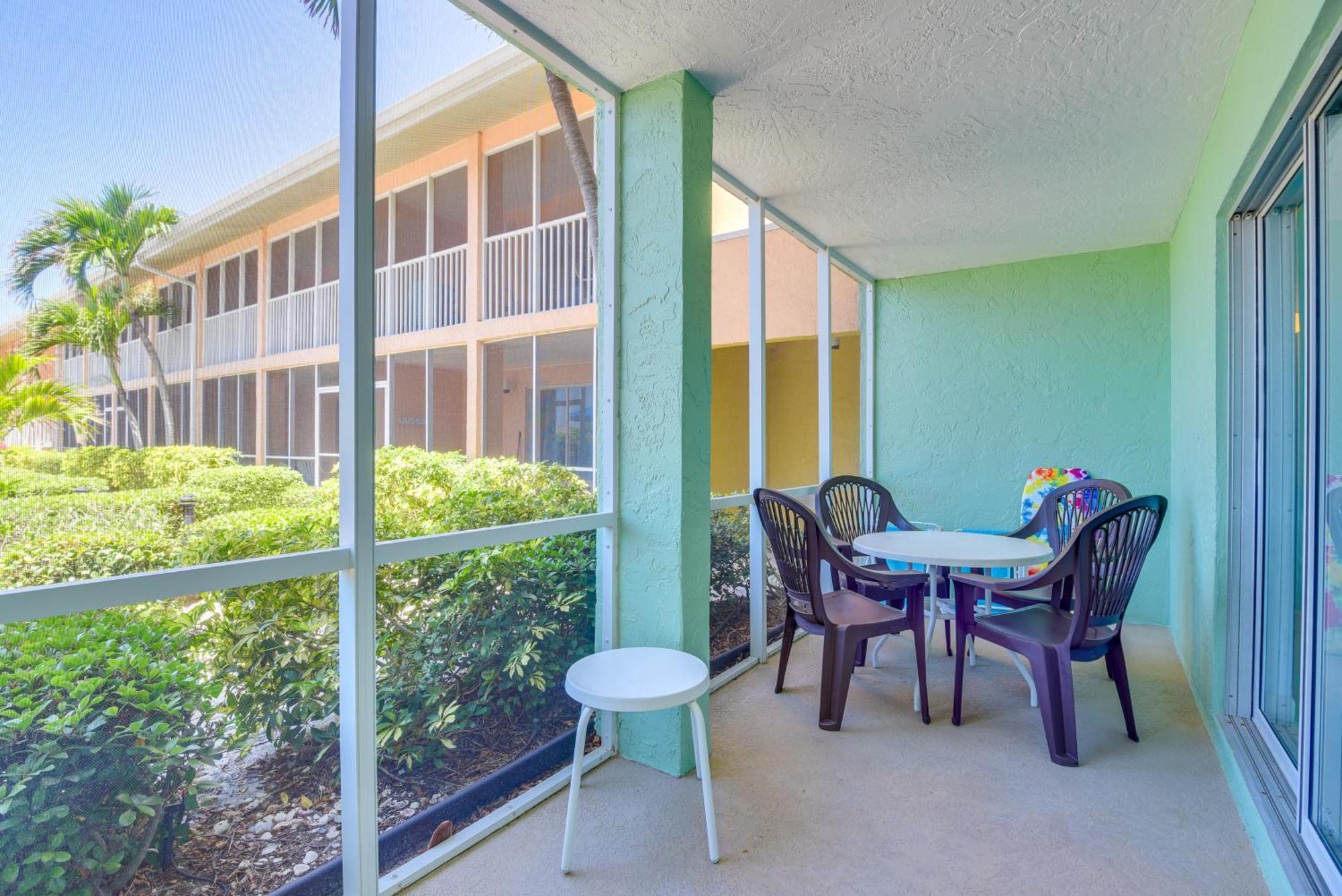 Gulf Getaway With Porch And Direct Beach Access! Apartment Longboat Key Exterior photo